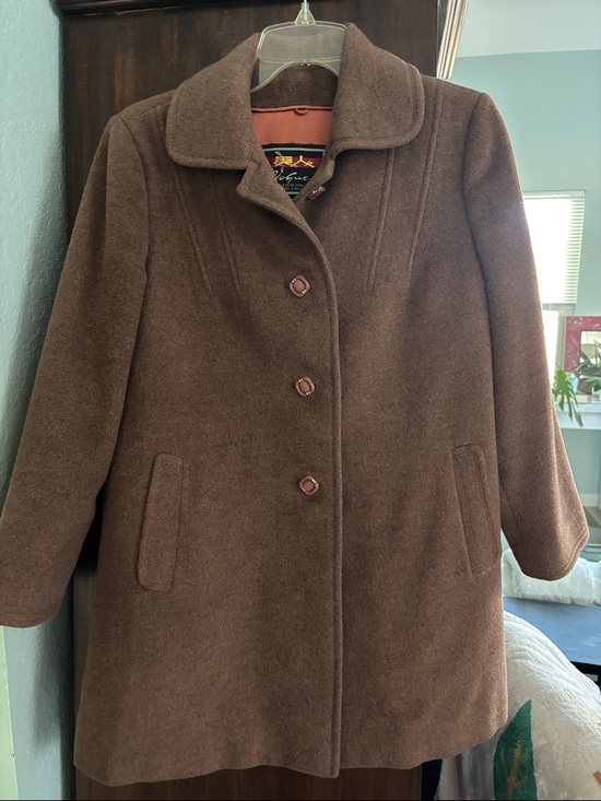 Vogue Jackets & Blazers - Vogue Brown Single-Breasted Wool Pea Coat